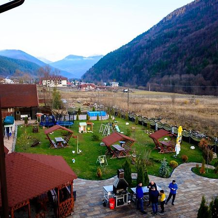 Pensiunea Grande Lepşa Kültér fotó
